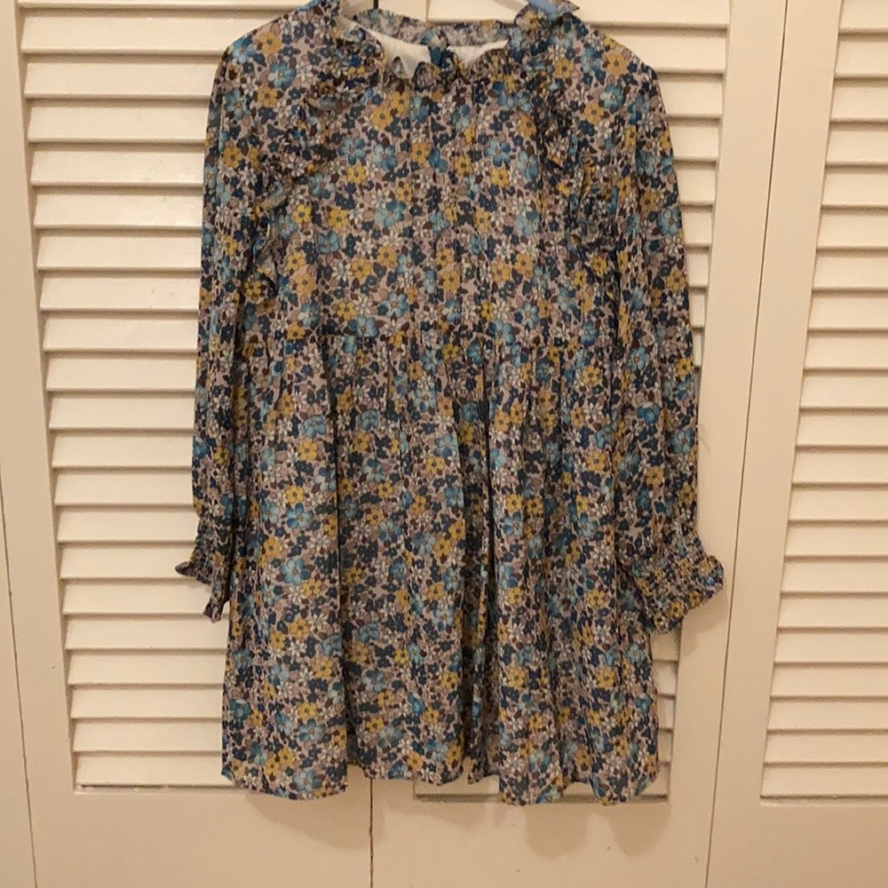 Girls floral long sleeve dress size 5-6